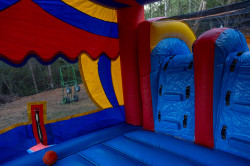 bouncy20house20combo20stairs 1701381034 Bounce House Slide Combo (Wet)